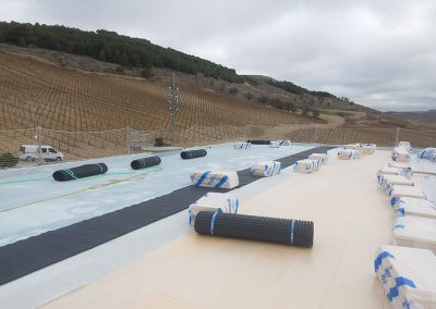 Obra impermeabilización cubierta con PVC en bodega Pago de Carraovejas